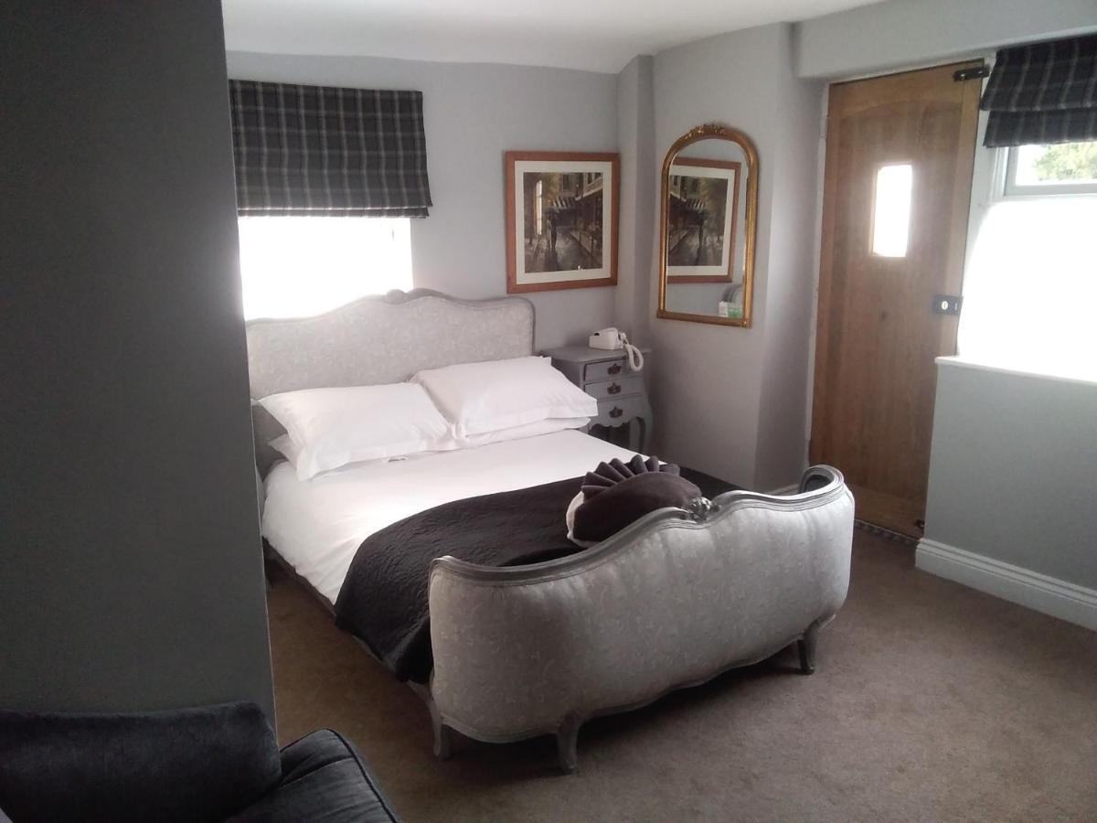 Holly Tree B&B บรอมยาร์ด ภายนอก รูปภาพ